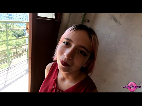 ❤️ Študentka zmyselne fajčí cudzinca vo vnútrozemí - strieka mu na tvár ❤️ Porno vk na sk.libporno.ru ❌