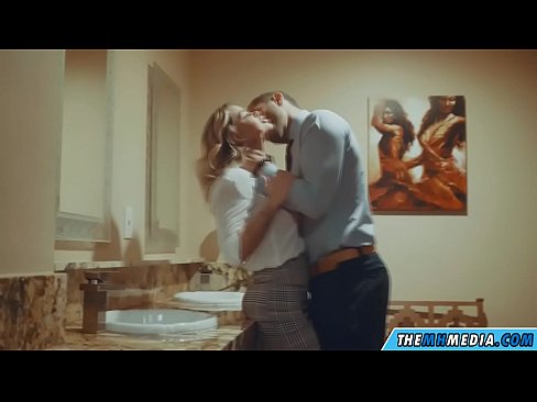 ❤️ Keď vás prsnatá blondínka zvádza na verejných toaletách ❤️ Porno vk na sk.libporno.ru ❌